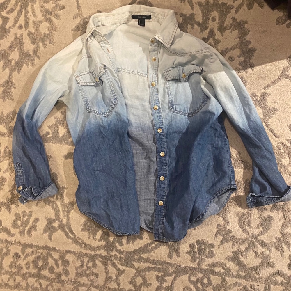 Tops - Picture 4 of 8